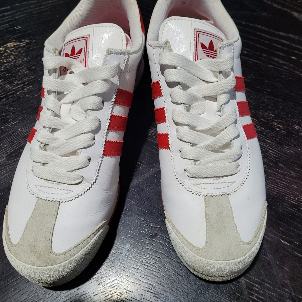 Adidas Samoa size 10.5